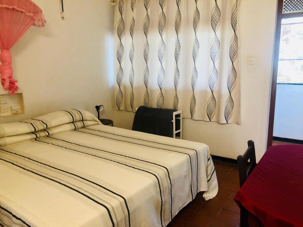 Hotel Hemadan Bentota Buitenkant foto