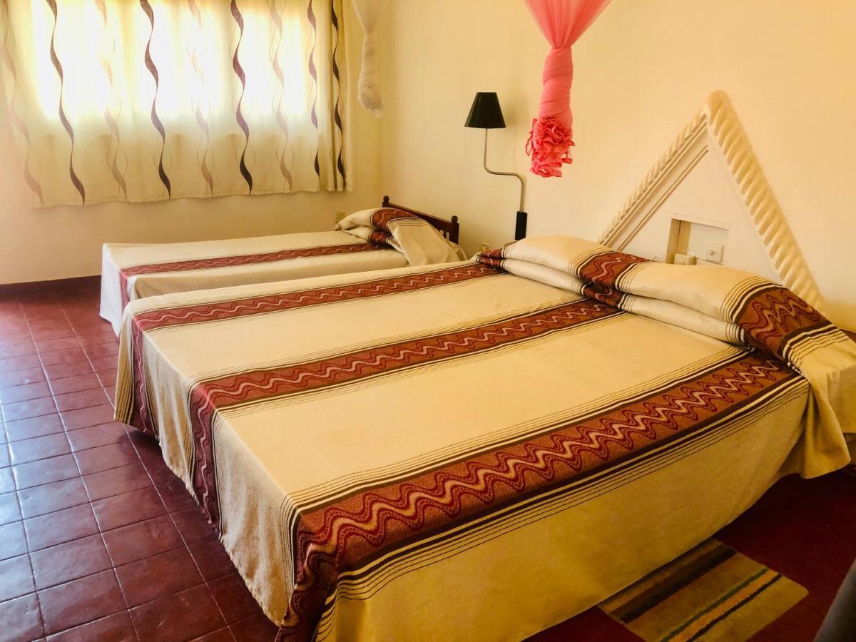 Hotel Hemadan Bentota Buitenkant foto