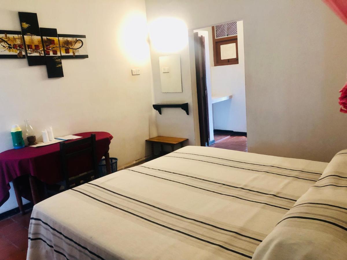 Hotel Hemadan Bentota Buitenkant foto