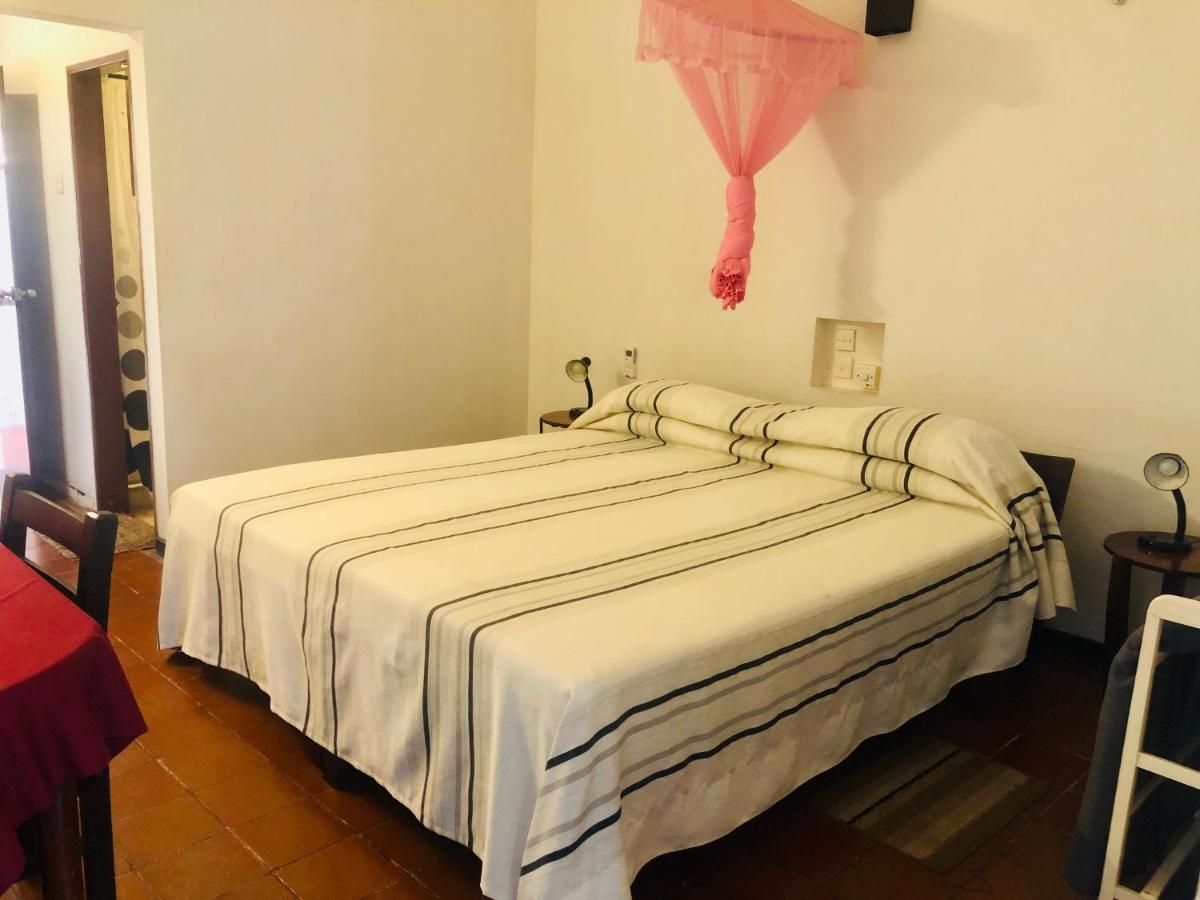 Hotel Hemadan Bentota Buitenkant foto