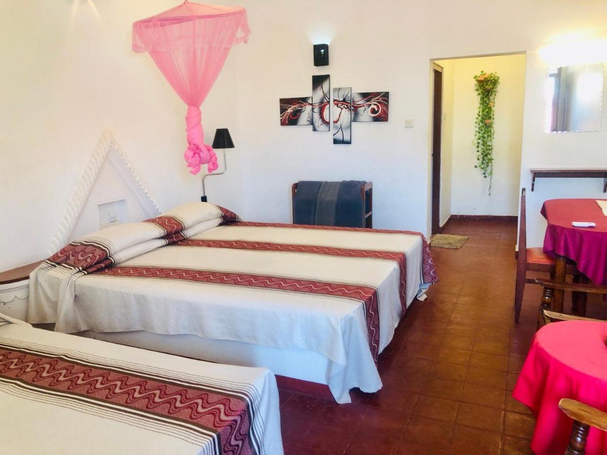Hotel Hemadan Bentota Buitenkant foto