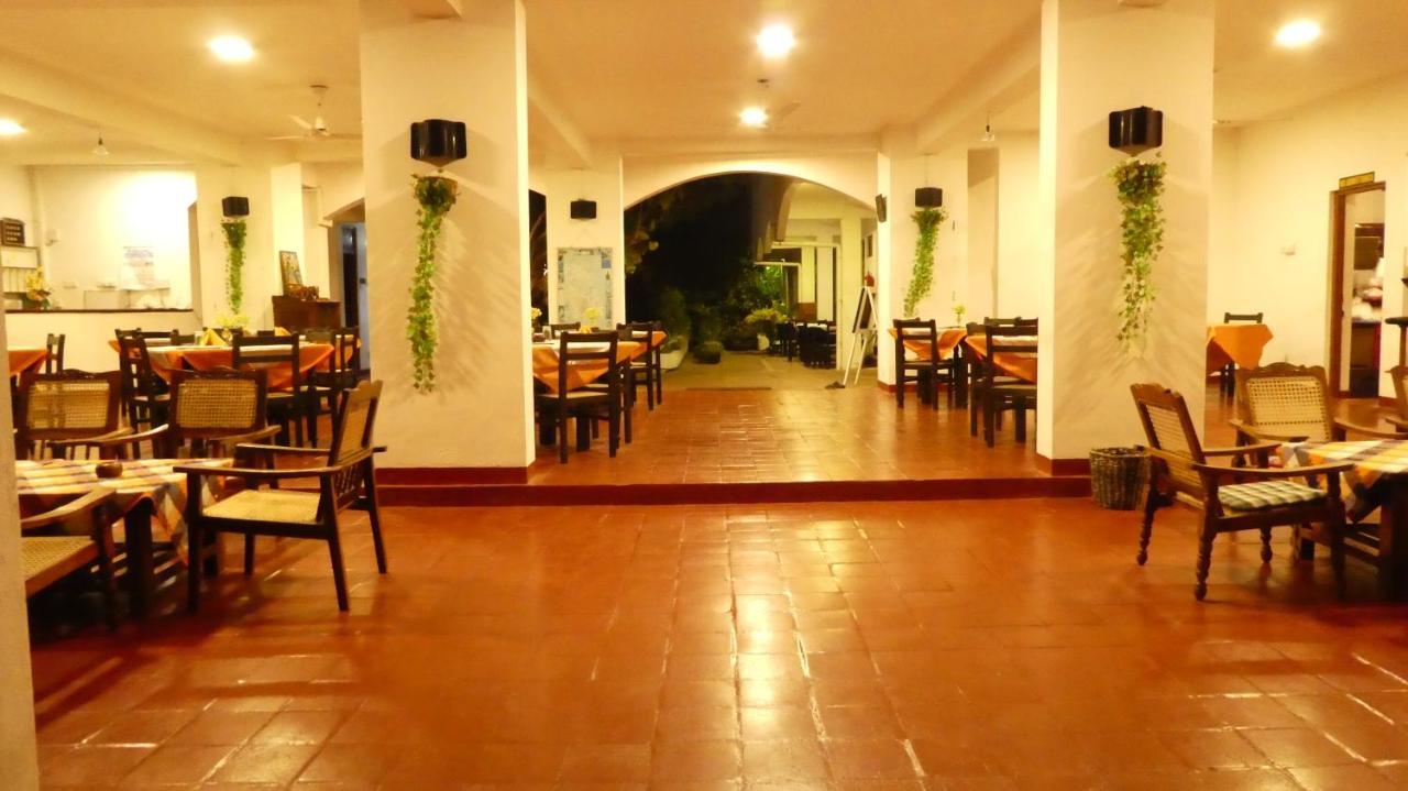 Hotel Hemadan Bentota Buitenkant foto