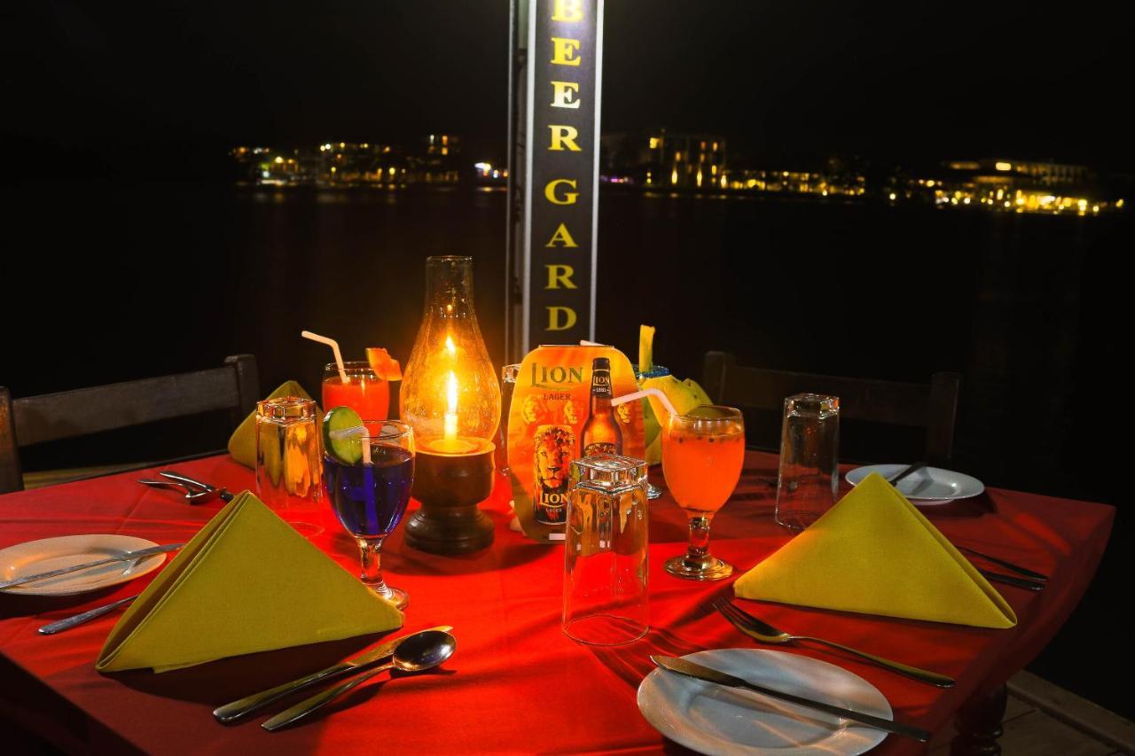 Hotel Hemadan Bentota Buitenkant foto